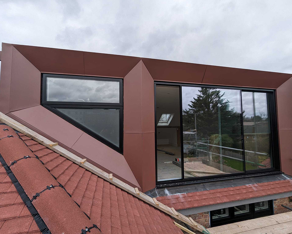 Lewisham - VM Zinc Pigmento Red